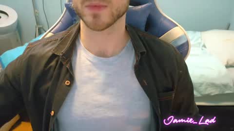 Snapshot of jamie_lad chatting on 01-07-25, 10:32 Jamie online show from 01-07-25, 10:32