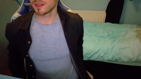 Snapshot of jamie_lad chatting on 01-14-25, 09:09 Jamie online show from 01-14-25, 09:09