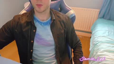 Snapshot of jamie_lad chatting on 02-20-25, 09:22 Jamie online show from 02-20-25, 09:22