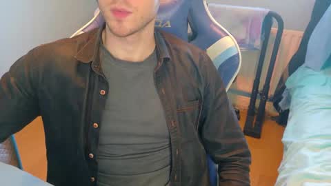 Snapshot of jamie_lad chatting on 02-22-25, 10:29 Jamie online show from 02-22-25, 10:29