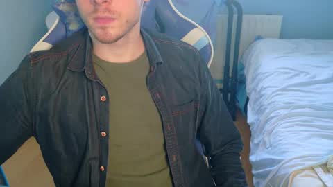 Snapshot of jamie_lad chatting on 03-02-25, 11:39 Jamie online show from 03-02-25, 11:39