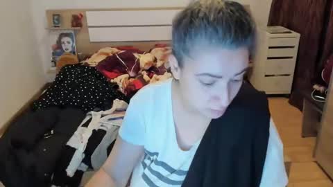 Snapshot of jamielane chatting on 01-17-25, 12:10 jamielanecb online show from 01-17-25, 12:10