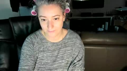 Snapshot of jamielane chatting on 02-14-26, 02:14 jamielanecb online show from 02-14-26, 02:14