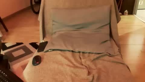 Jamie Lonnas online show from 04-25-26, 02:36