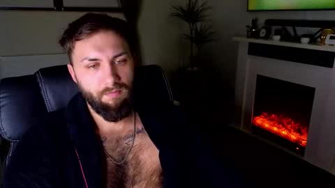 Snapshot of jamienoxus chatting on 03-05-26, 06:09 Robbie online show from 03-05-26, 06:09