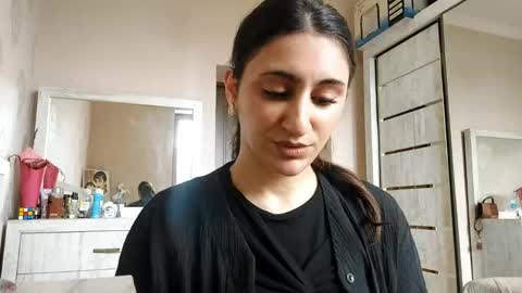 Niki online show from 04-26-26, 11:08