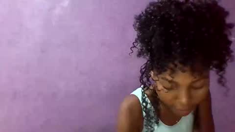 Snapshot of jamila531017 chatting on 01-12-26, 06:40 jamila531017 online show from 01-12-26, 06:40