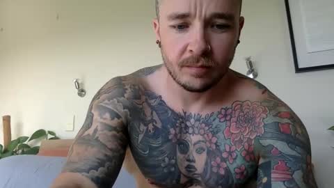 Snapshot of jaminpunch chatting on 02-25-25, 04:46 Jamincharles online show from 02-25-25, 04:46