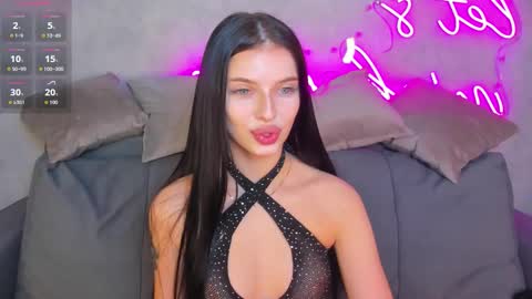 Eva online show from 11-11-25, 01:05