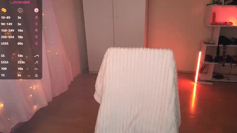 Snapshot of jane_kinn chatting on 02-25-25, 11:00 jane_kinn online show from 02-25-25, 11:00