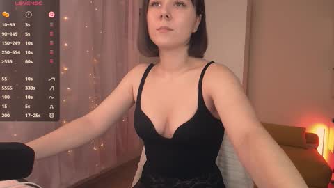 Snapshot of jane_kinn chatting on 11-12-25, 09:03 jane_kinn online show from 11-12-25, 09:03