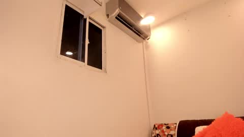 Snapshot of jane_monttgomery chatting on 01-02-25, 11:27 Jane  M online show from 01-02-25, 11:27