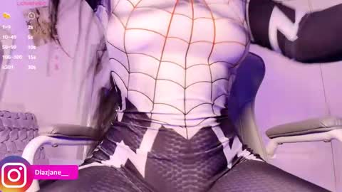 Snapshot of janediaz chatting on 11-15-25, 08:27 Jennifer online show from 11-15-25, 08:27