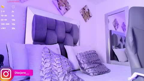 Jennifer online show from 02-24-26, 07:12