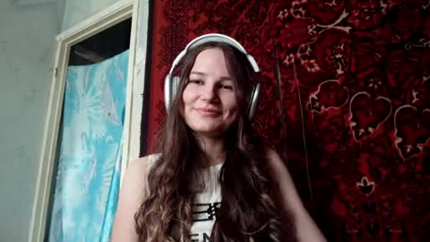 Snapshot of janeensemple chatting on 05-28-26, 11:51 Chloe online show from 05-28-26, 11:51