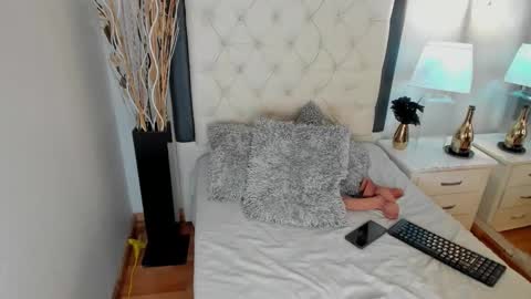  Jane  online show from 10-30-25, 07:58