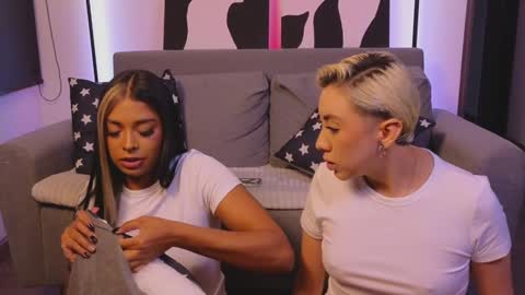 Snapshot of janehart_ chatting on 01-30-25, 01:11 Jane online show from 01-30-25, 01:11