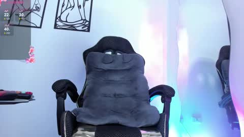 Snapshot of janelegrand20 chatting on 02-21-25, 02:06 Jane online show from 02-21-25, 02:06