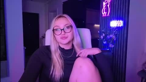 Snapshot of janemiss chatting on 11-03-25, 06:31 Jane online show from 11-03-25, 06:31