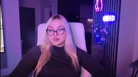 Snapshot of janemiss chatting on 11-16-25, 11:54 Jane online show from 11-16-25, 11:54