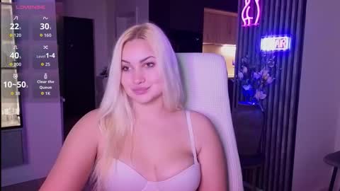 Snapshot of janemiss chatting on 12-03-25, 03:54 Jane online show from 12-03-25, 03:54