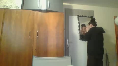 Snapshot of janet_jay_ chatting on 05-04-26, 04:36 Janet online show from 05-04-26, 04:36
