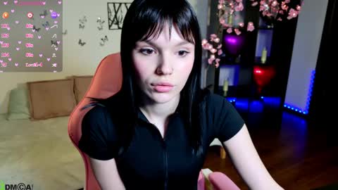 Alexia online show from 04-23-26, 09:41