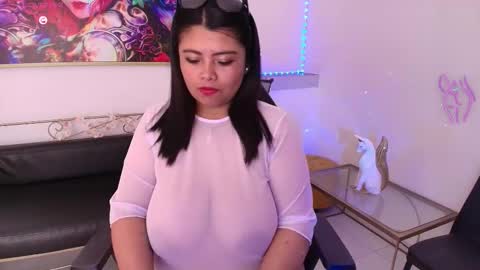 Snapshot of janeth_zambrano chatting on 10-06-25, 08:06 Janeth online show from 10-06-25, 08:06