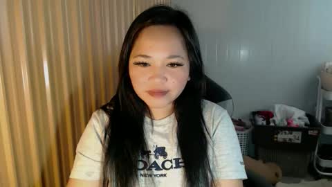 janicaslut_18 online show from 05-17-26, 01:47