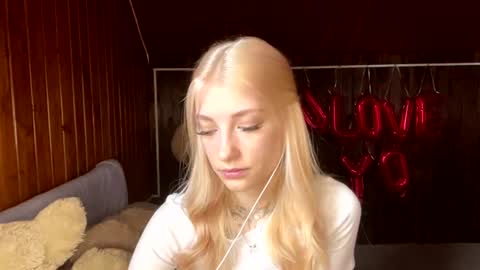 Elsa online show from 07-04-26, 08:09