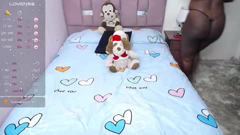 Snapshot of jannadayska chatting on 01-08-26, 11:51 camila online show from 01-08-26, 11:51