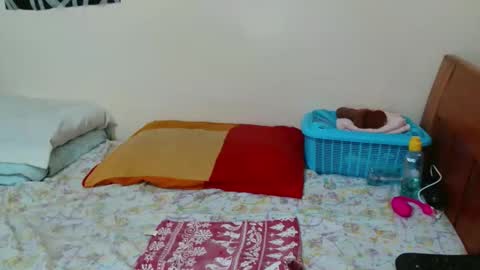 Jannie online show from 04-14-26, 07:47