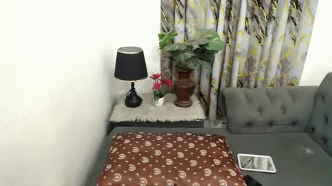  Belle Or Bella TIme online here 10am to 5pm online show from 11-15-25, 08:00