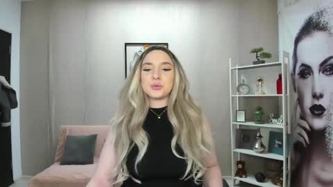 JaquelinLaurent online show from 03-19-26, 09:08