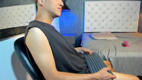 Snapshot of jara_chick chatting on 05-06-26, 08:25 Jara online show from 05-06-26, 08:25