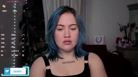 Snapshot of jarehn chatting on 11-06-25, 04:13 Jaren online show from 11-06-25, 04:13