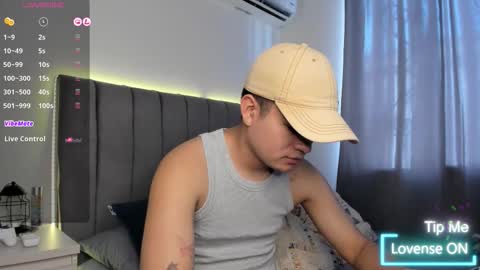 JARETHH online show from 10-29-25, 01:57