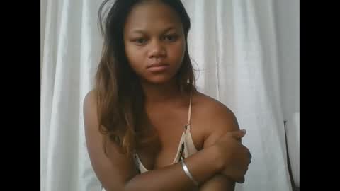 Snapshot of jarevava chatting on 12-15-25, 02:49 Jarevava online show from 12-15-25, 02:49