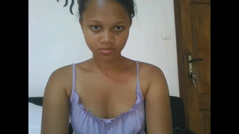 Snapshot of jarevava chatting on 12-16-25, 05:45 Jarevava online show from 12-16-25, 05:45