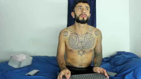 Snapshot of jaryandnick_smith chatting on 11-05-25, 03:39 jaryandnick_smith online show from 11-05-25, 03:39