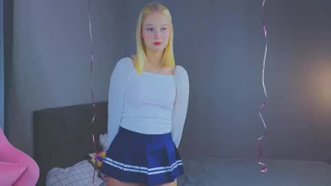 Jasmi online show from 02-19-26, 05:36