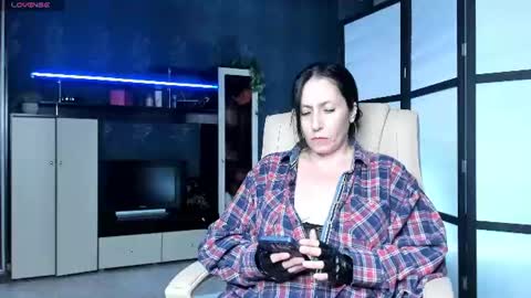 jasmin_milf online show from 06-25-26, 06:56