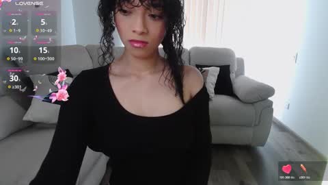 Snapshot of jasmine_019 chatting on 10-26-25, 06:03 J- next transmission december 4 online show from 10-26-25, 06:03