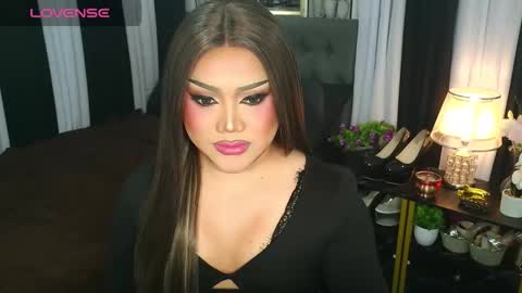 Jasmine Brandy online show from 11-25-25, 02:55