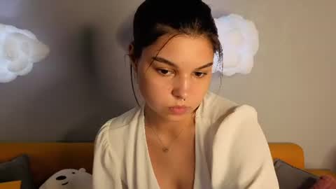 Jasmine Burke online show from 06-22-26, 03:25