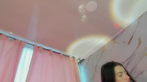 Snapshot of jasmine_hyper_1 chatting on 01-11-25, 07:59 Jas online show from 01-11-25, 07:59