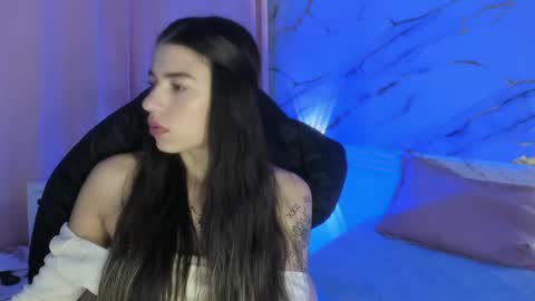 Snapshot of jasmine_hyper_1 chatting on 03-04-25, 09:11 Jas online show from 03-04-25, 09:11