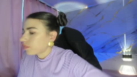 Snapshot of jasmine_hyper_1 chatting on 03-10-25, 08:45 Jas online show from 03-10-25, 08:45