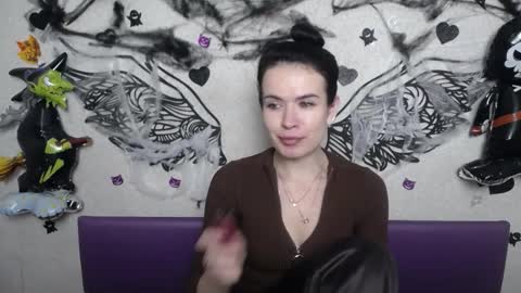 JasmineKouch online show from 11-12-25, 06:41