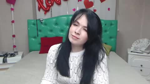 JasmineKouch online show from 04-29-26, 05:41